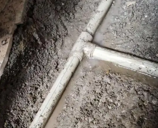 右江漏水维修电话