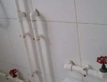 右江水管维修多少钱